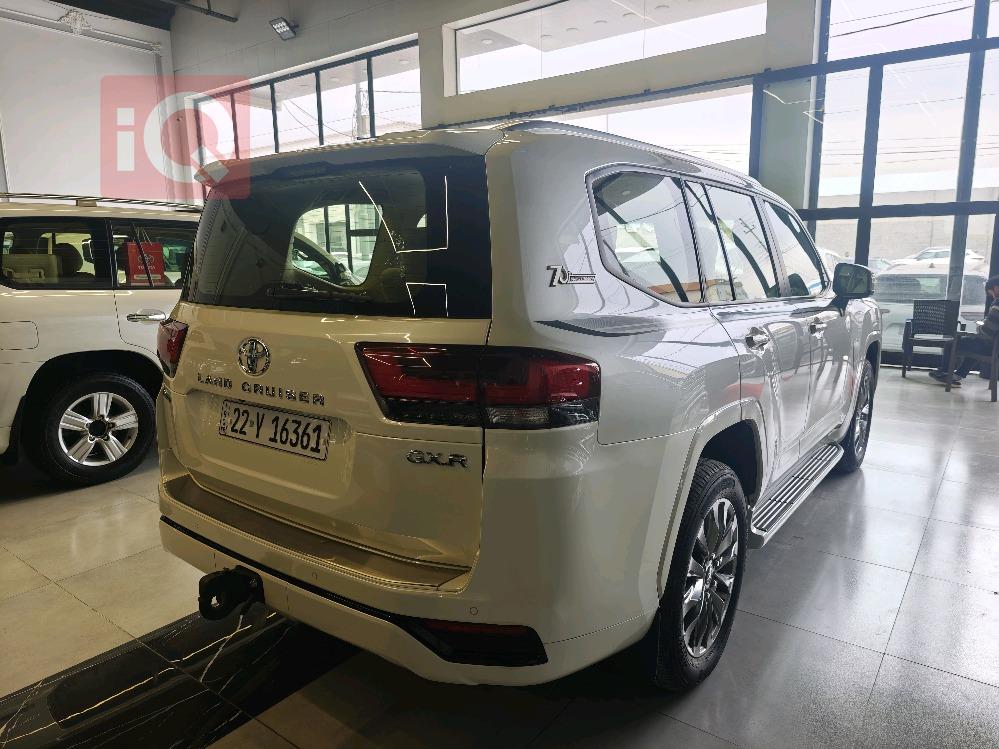 تويوتا لاندكروزر